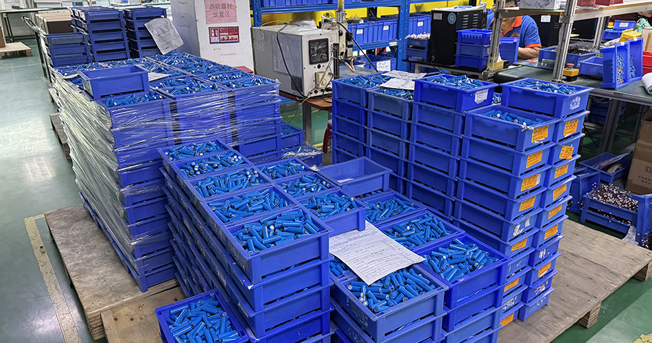 3.2V 14500 Lithium ion battery supplier